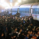 Damir Senčar Stampedo izbjeglica na ulasku u vlak // Vijesti i događaji